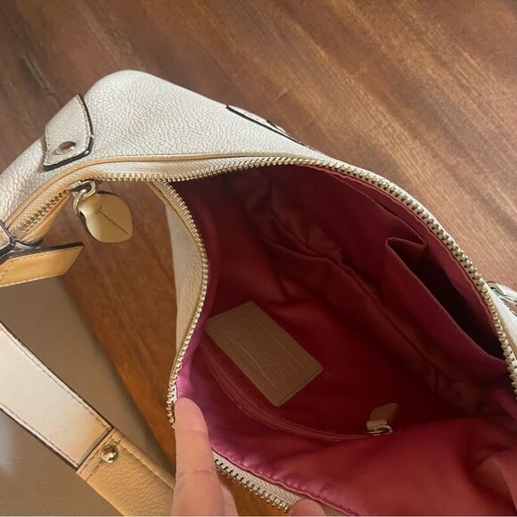 Coach Shoulder Bag Leather Purse Stone Pebbled Leather - Picture 6 of 8